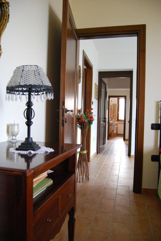 Bed and Breakfast Casale Il Cerqueto San Severino Marche Pokoj fotografie